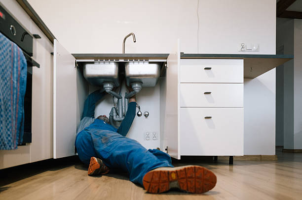 Professional Emergency Plumber technician working in Crofton, MD
